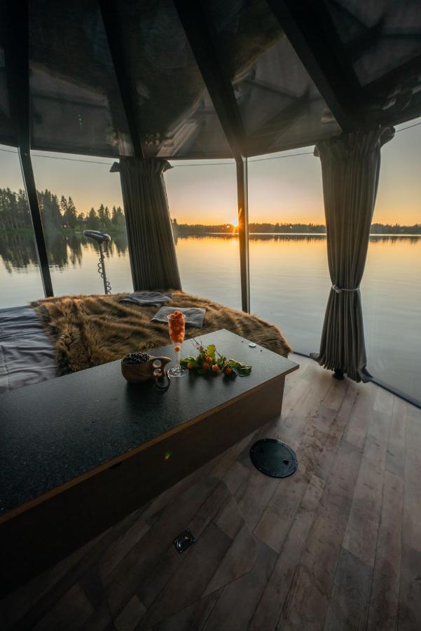 Отель Yggdrasil Igloo Vaermland Тёксфорс Экстерьер фото